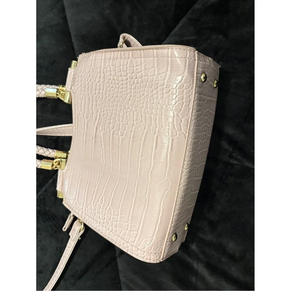 CLEARANCE-Pre-loved‎ bebe Pale Purple Croc-Embossed Top-Handle Satchel/Crossbody